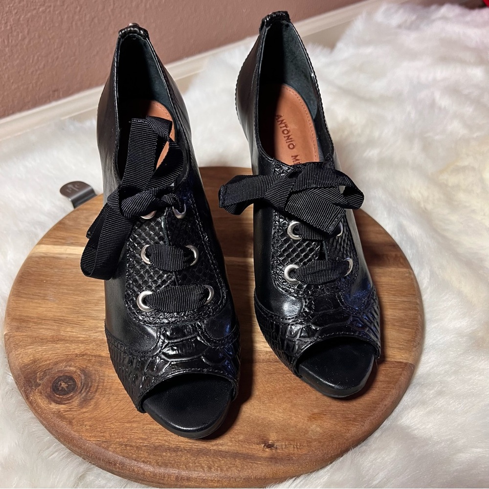 ANTONIO MELANI Clare Lace Up Black Textured Peep-Toe Heels Size 7
